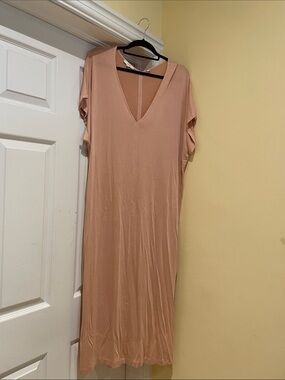 Vince Quiet Luxury Blush Midi Dress Flattering Effortlessly Chic Day to Night Xl